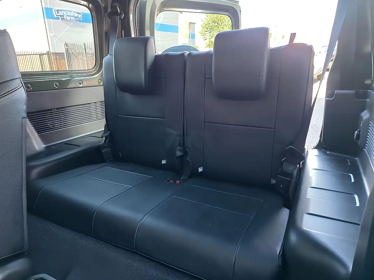 Used 2019 Suzuki Jimny Sierra SZ5 Allgrip Green - Interior and Exterior details 12
