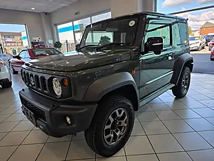 Used 2019 Suzuki Jimny Sierra SZ5 Allgrip Green - Interior and Exterior details 3