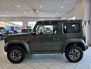 Used 2019 Suzuki Jimny Sierra SZ5 Allgrip Green - Interior and Exterior details 5
