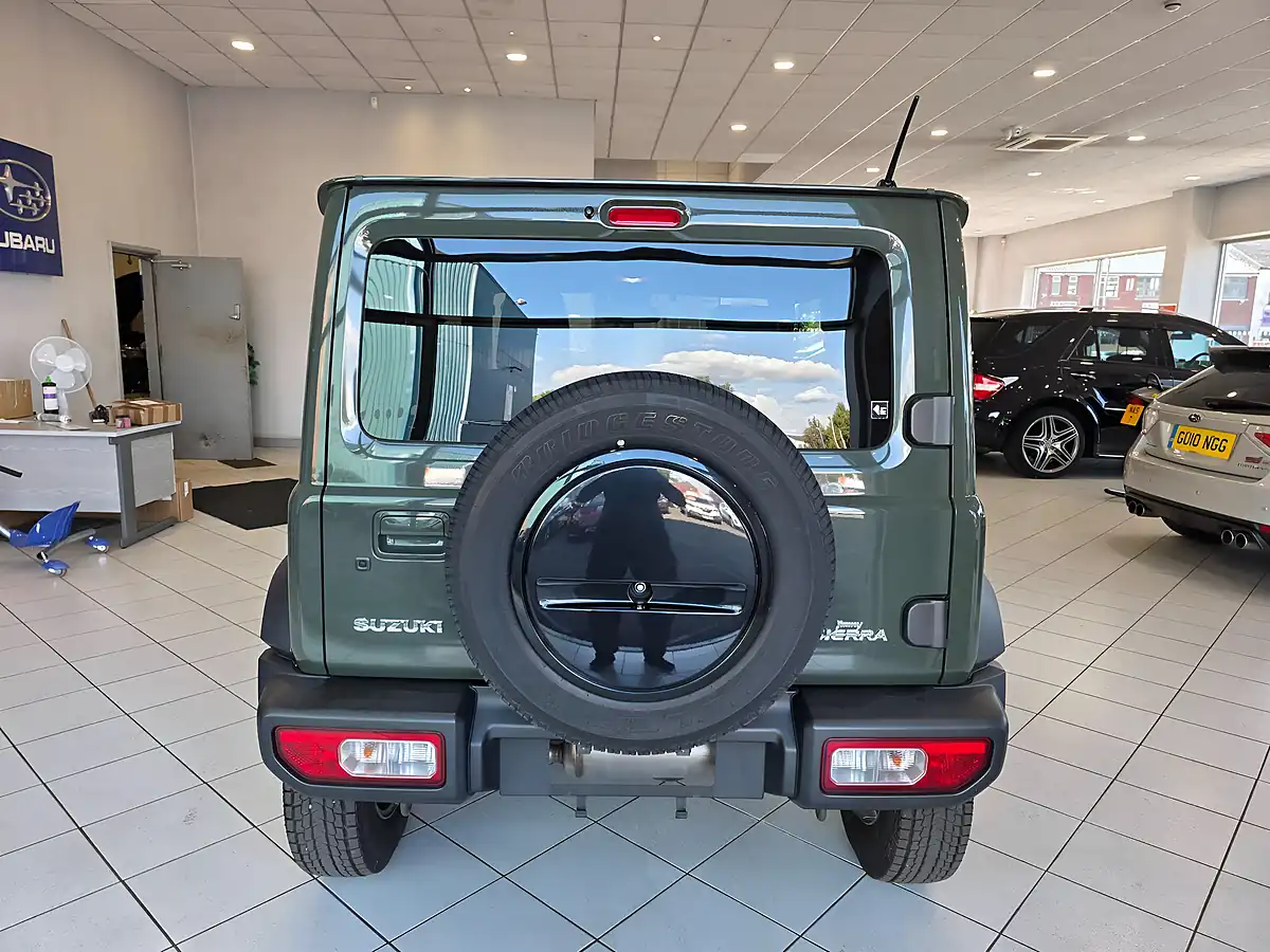 Used 2019 Suzuki Jimny Sierra SZ5 Allgrip Green - Interior and Exterior details 6