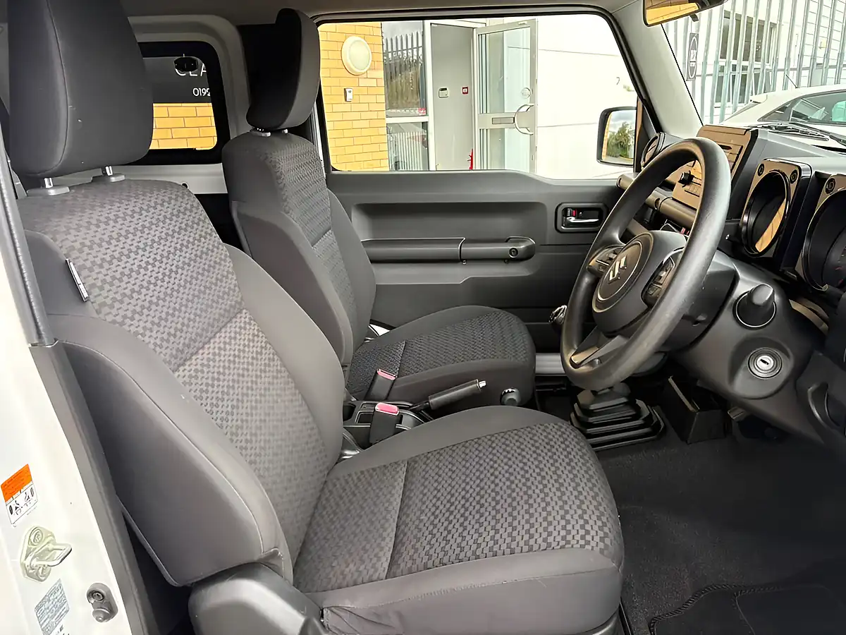 Used 2019 Suzuki Jimny SZ4 Superior White - Interior and Exterior details 10
