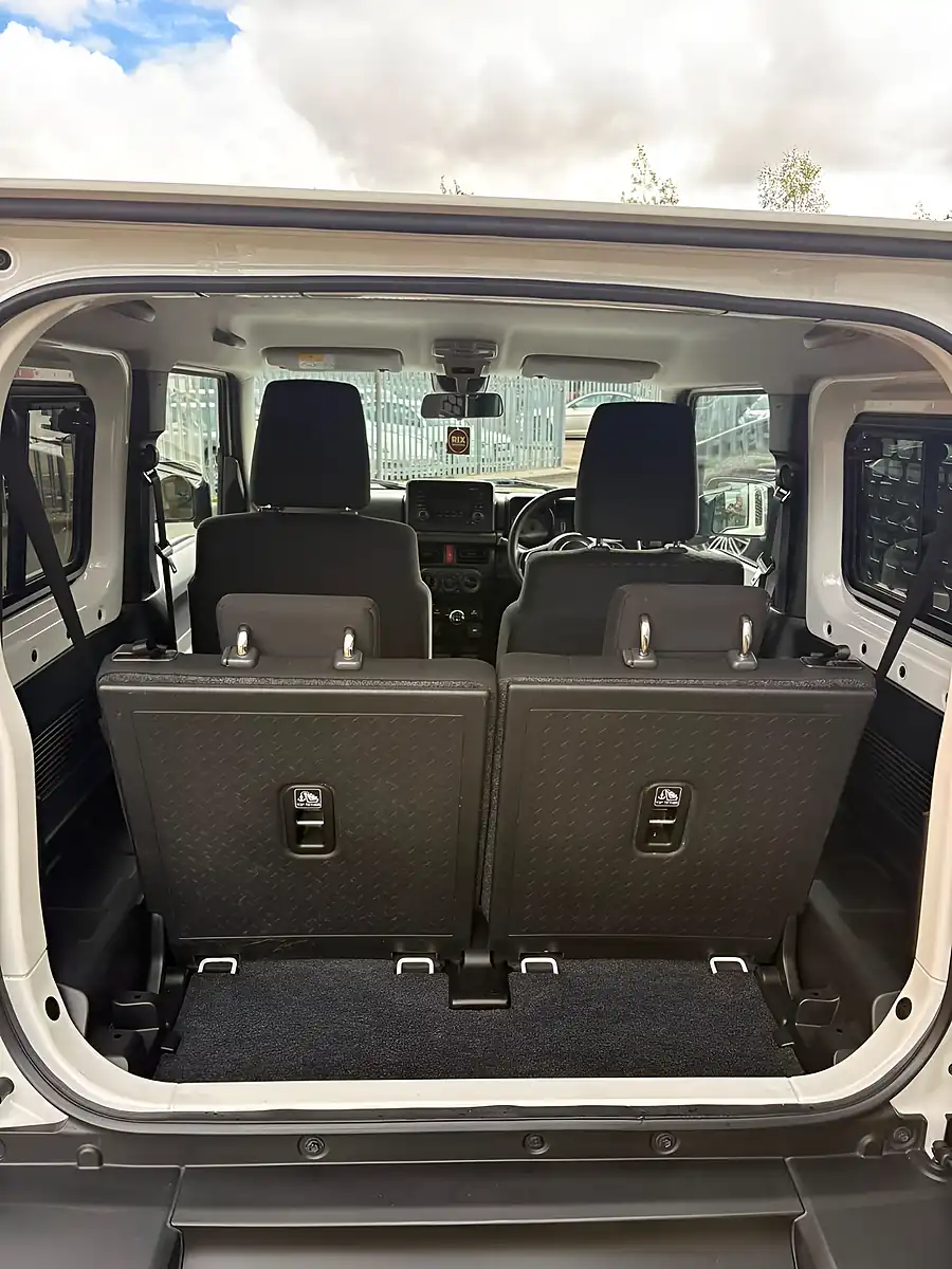 Used 2019 Suzuki Jimny SZ4 Superior White - Interior and Exterior details 7