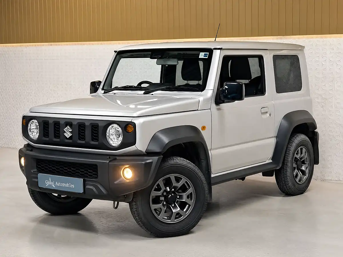 Used 2019 Suzuki Jimny SZ5 Silver - Interior and Exterior details 6
