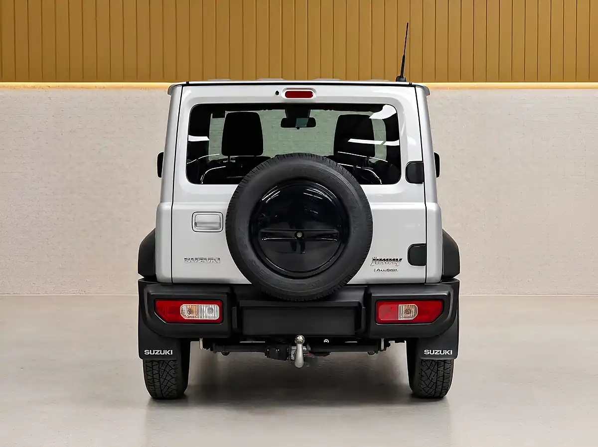 Used 2019 Suzuki Jimny SZ5 Silver - Interior and Exterior details 8