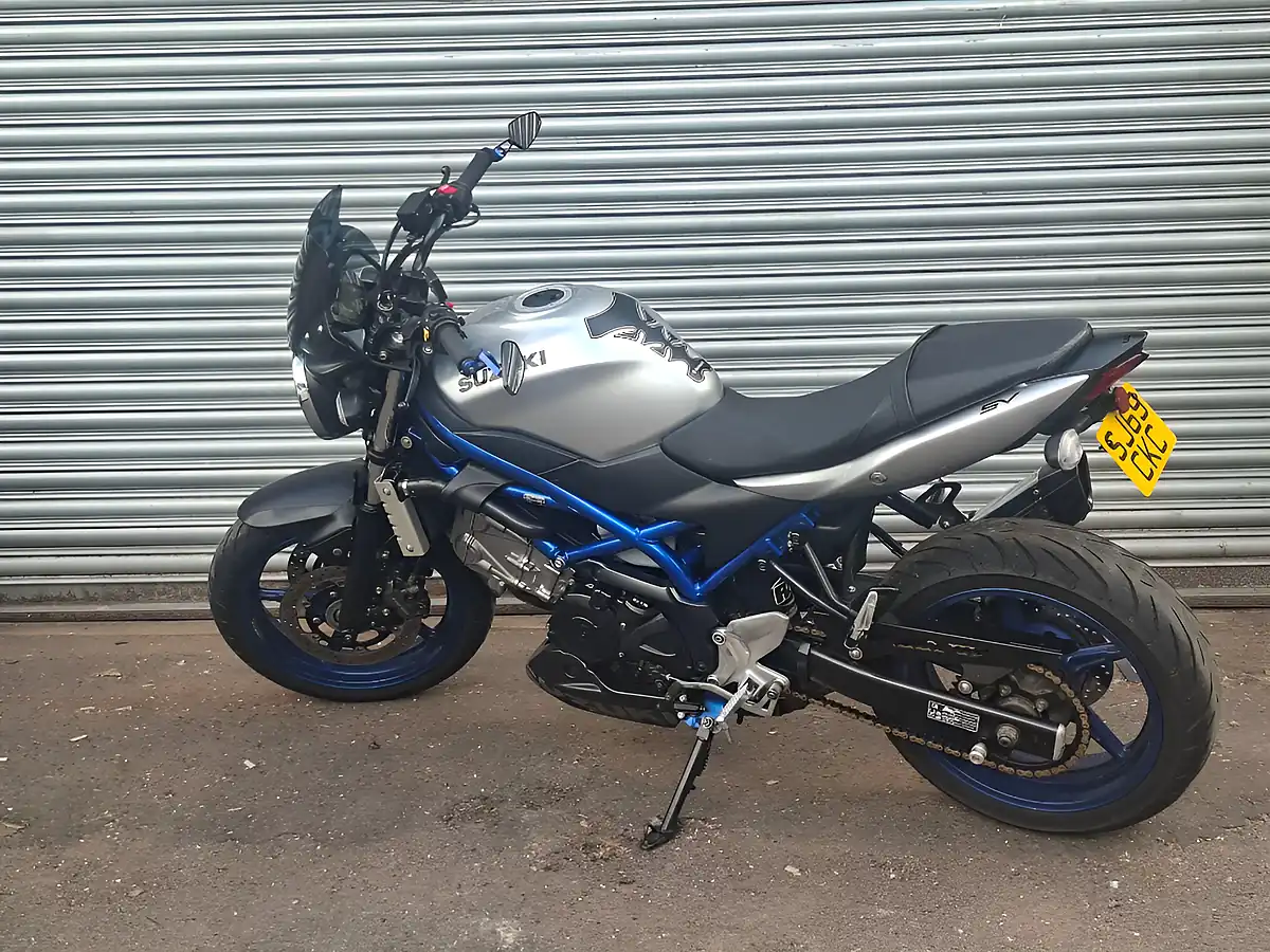 Used 2019 Suzuki Sv Silver - Interior and Exterior details 6