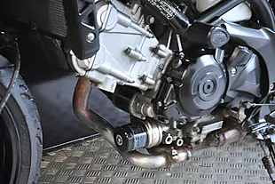 Used 2019 Suzuki SV650 White - Interior and Exterior details 11