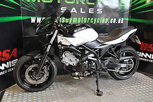 Used 2019 Suzuki SV650 White - Interior and Exterior details 2