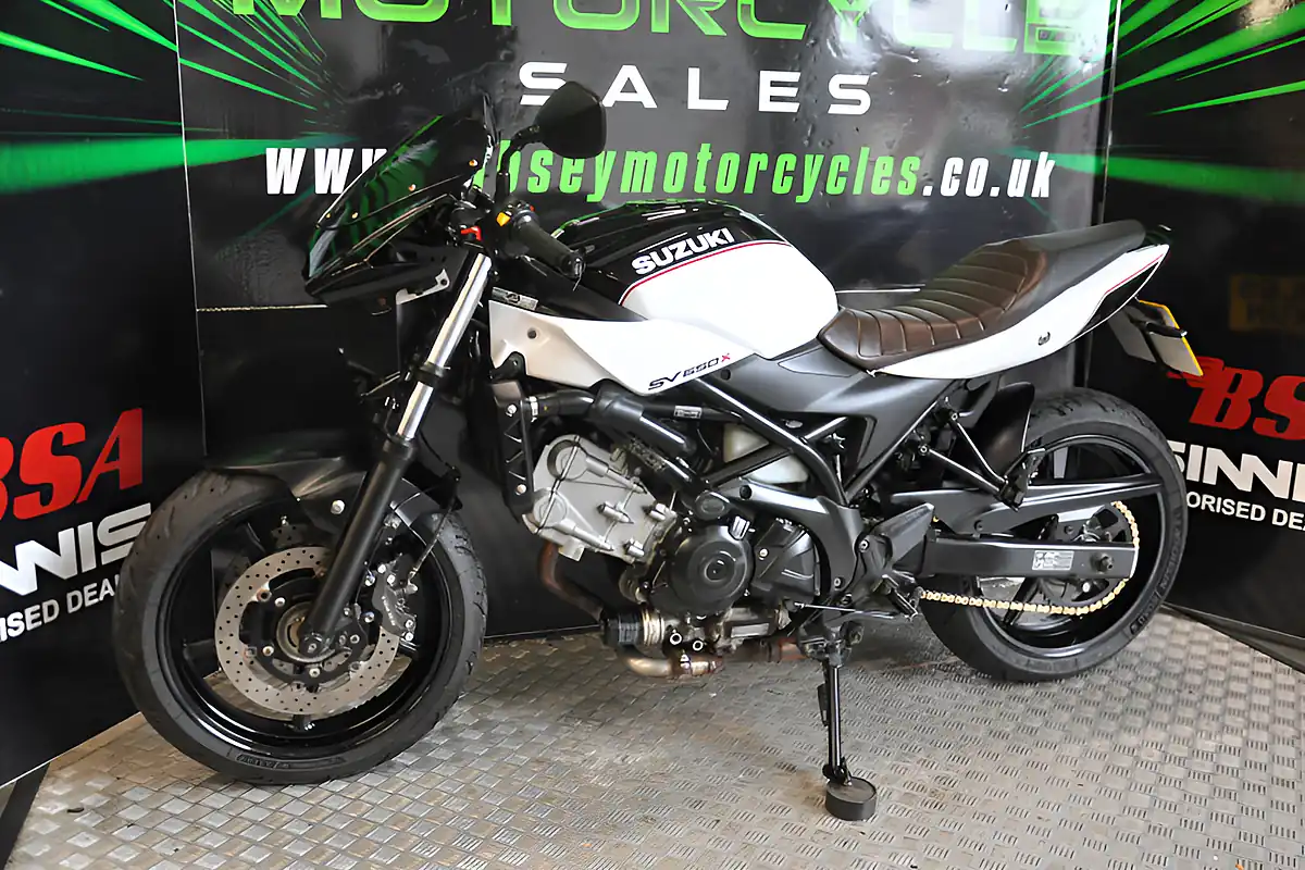 Used 2019 Suzuki SV650 White - Interior and Exterior details 2