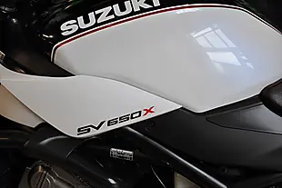 Used 2019 Suzuki SV650 White - Interior and Exterior details 8