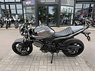 Used 2019 Suzuki SV650X AL8 Grey - Interior and Exterior details 6
