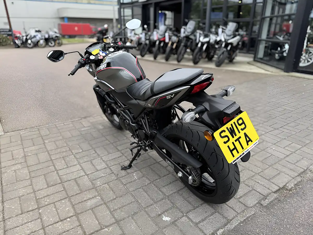 Used 2019 Suzuki SV650X AL8 Grey - Interior and Exterior details 7