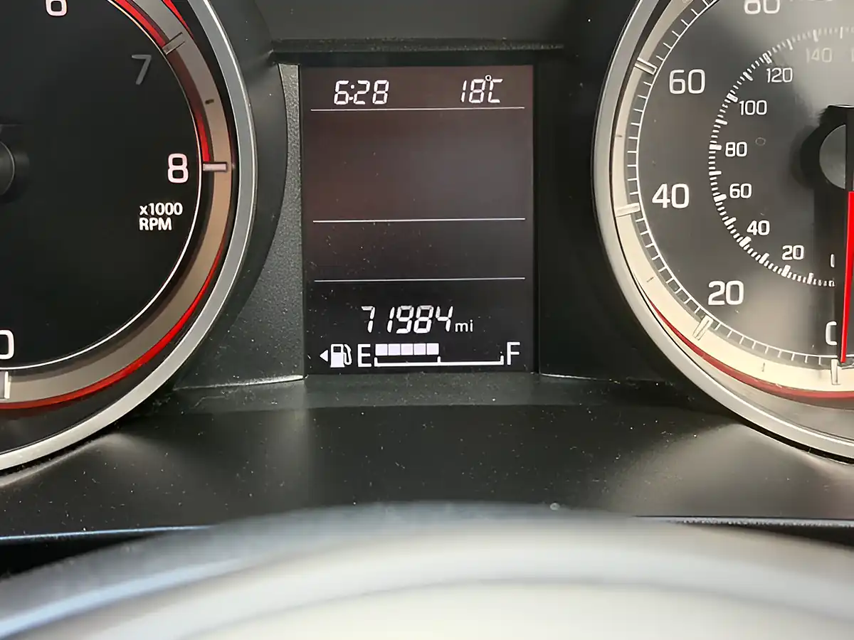 Used 2019 Suzuki Swift Attitude Black - Interior and Exterior details 8