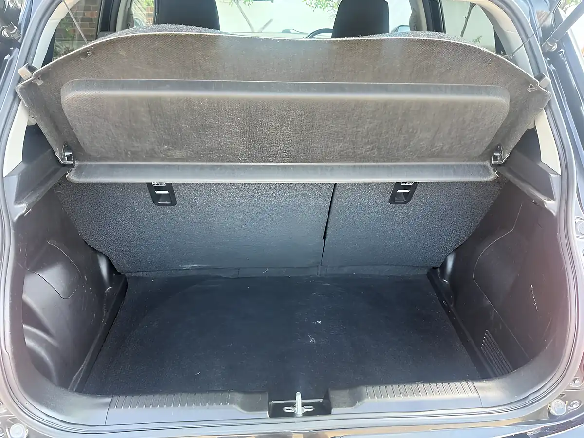Used 2019 Suzuki Swift Attitude Black - Interior and Exterior details 9