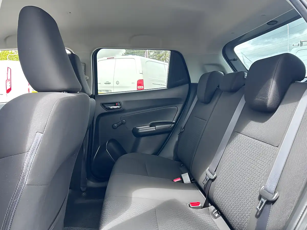 Used 2019 Suzuki Swift Attitude Silver - Interior and Exterior details 15