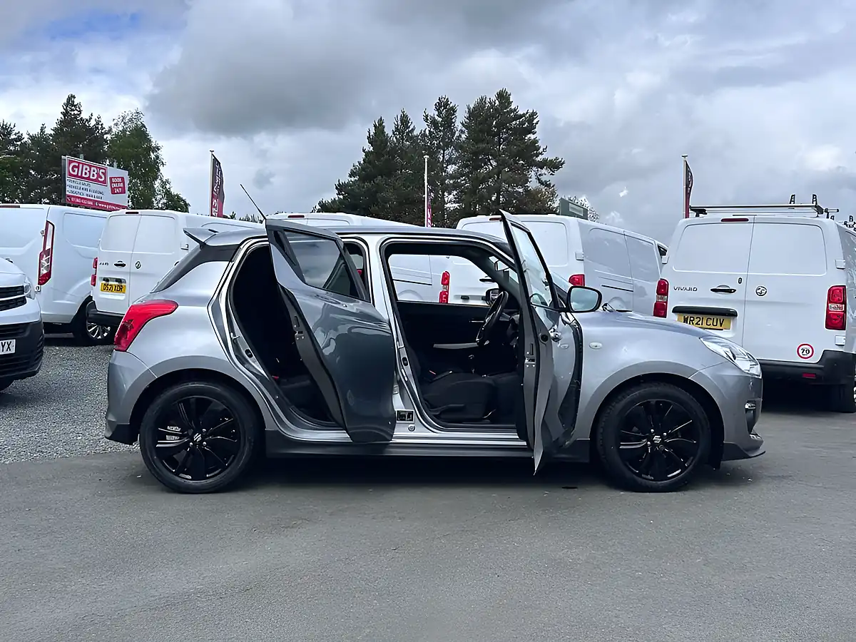 Used 2019 Suzuki Swift Attitude Silver - Interior and Exterior details 16