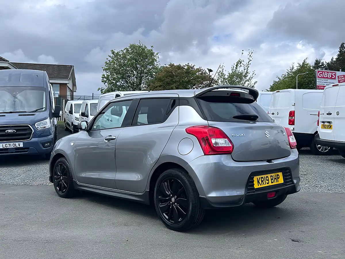 Used 2019 Suzuki Swift Attitude Silver - Interior and Exterior details 6