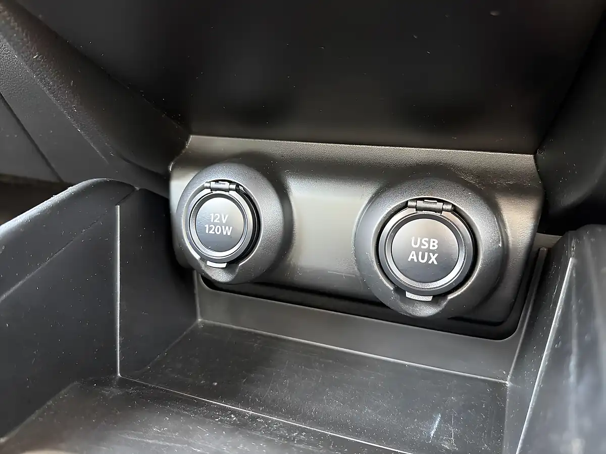 Used 2019 Suzuki Swift Attitude Silver - Interior and Exterior details 15