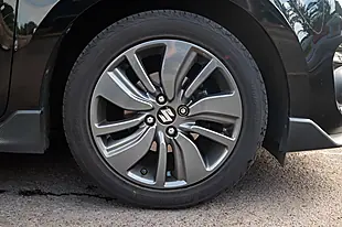 Used 2019 Suzuki Swift Attitude Super Black Pearl - Interior and Exterior details 10