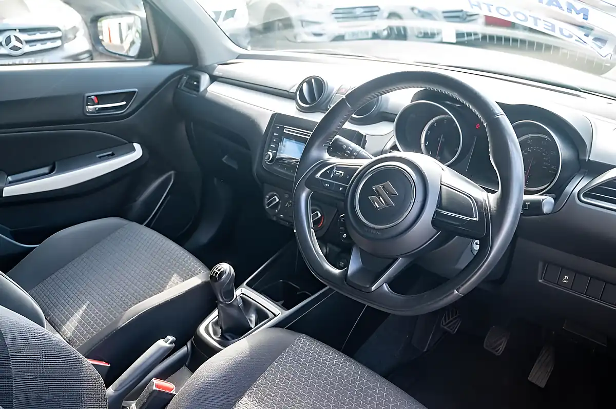 Used 2019 Suzuki Swift Attitude Super Black Pearl - Interior and Exterior details 2