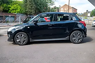 Used 2019 Suzuki Swift Attitude Super Black Pearl - Interior and Exterior details 5