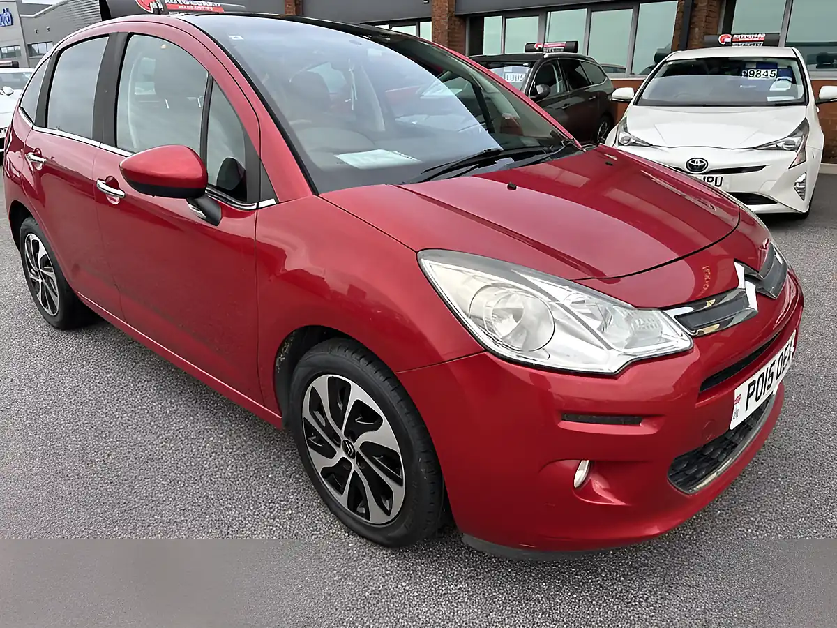 Used 2019 Suzuki Swift Silver - Interior and Exterior details 13