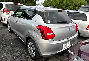 Used 2019 Suzuki Swift Silver - Interior and Exterior details 3