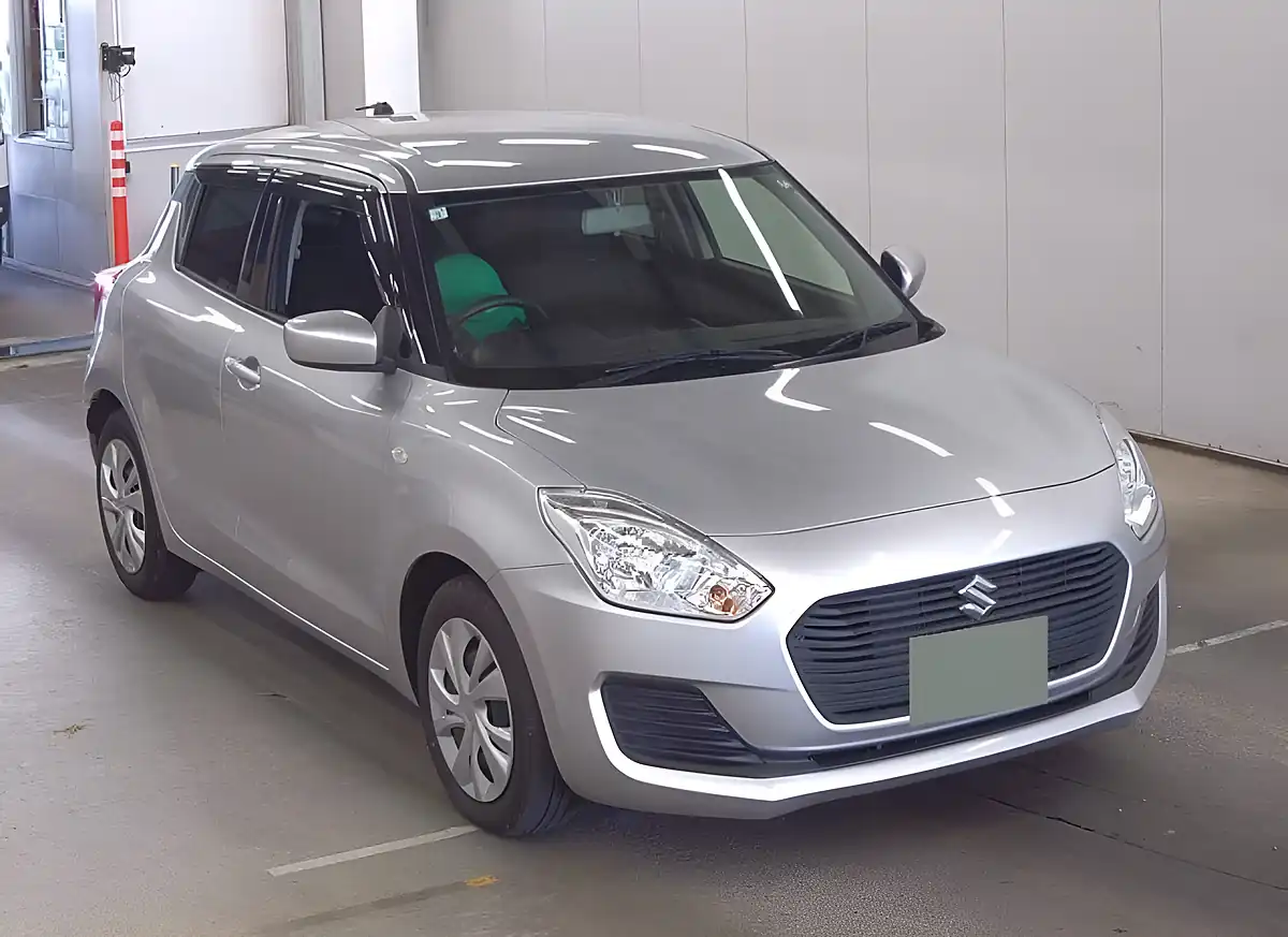 Used 2019 Suzuki Swift Silver - Interior and Exterior details 4