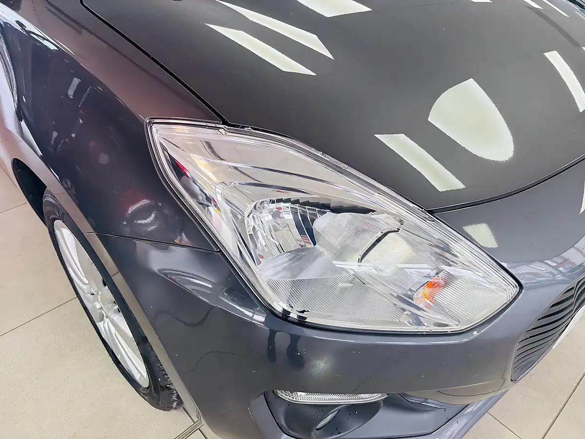 Used 2019 Suzuki Swift Sz-T Grey - Interior and Exterior details 10