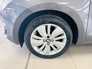 Used 2019 Suzuki Swift Sz-T Grey - Interior and Exterior details 11
