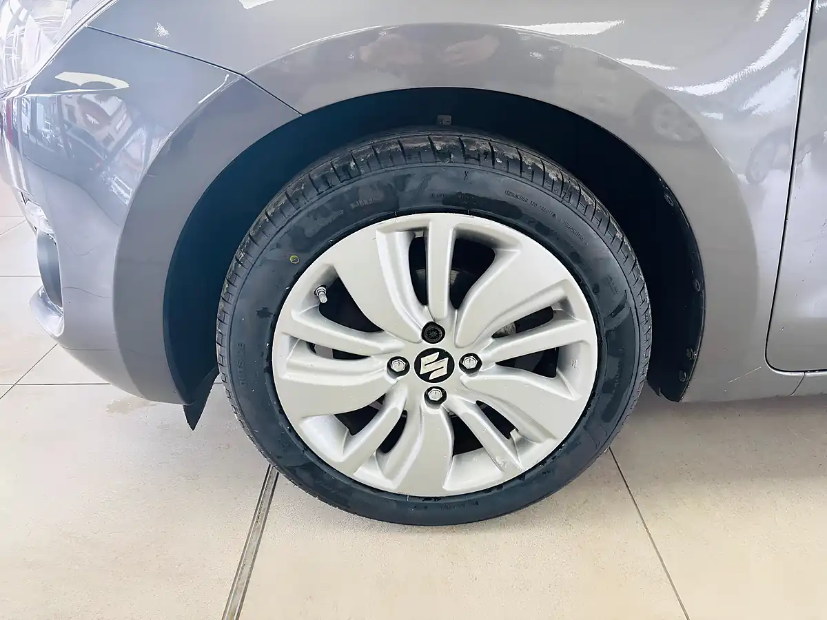 Used 2019 Suzuki Swift Sz-T Grey - Interior and Exterior details 11