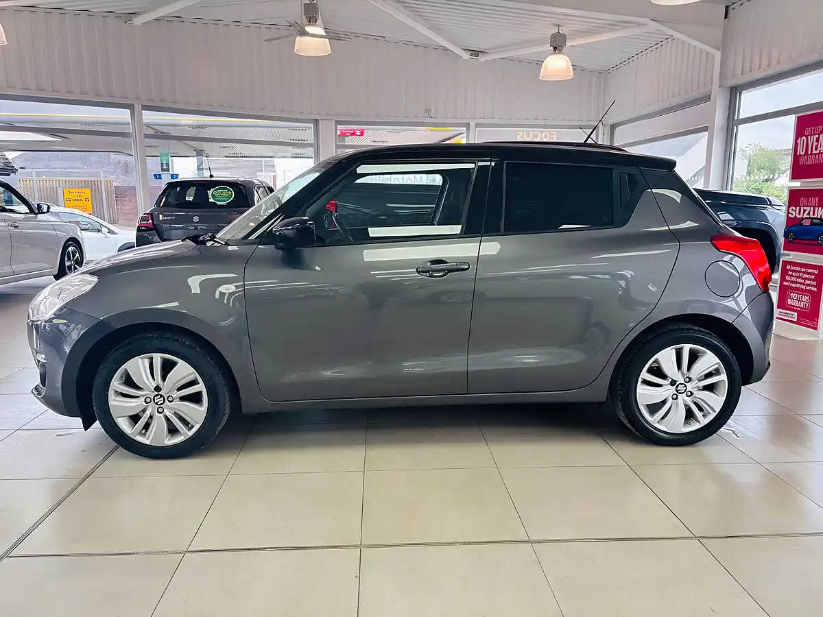 Used 2019 Suzuki Swift Sz-T Grey - Interior and Exterior details 4