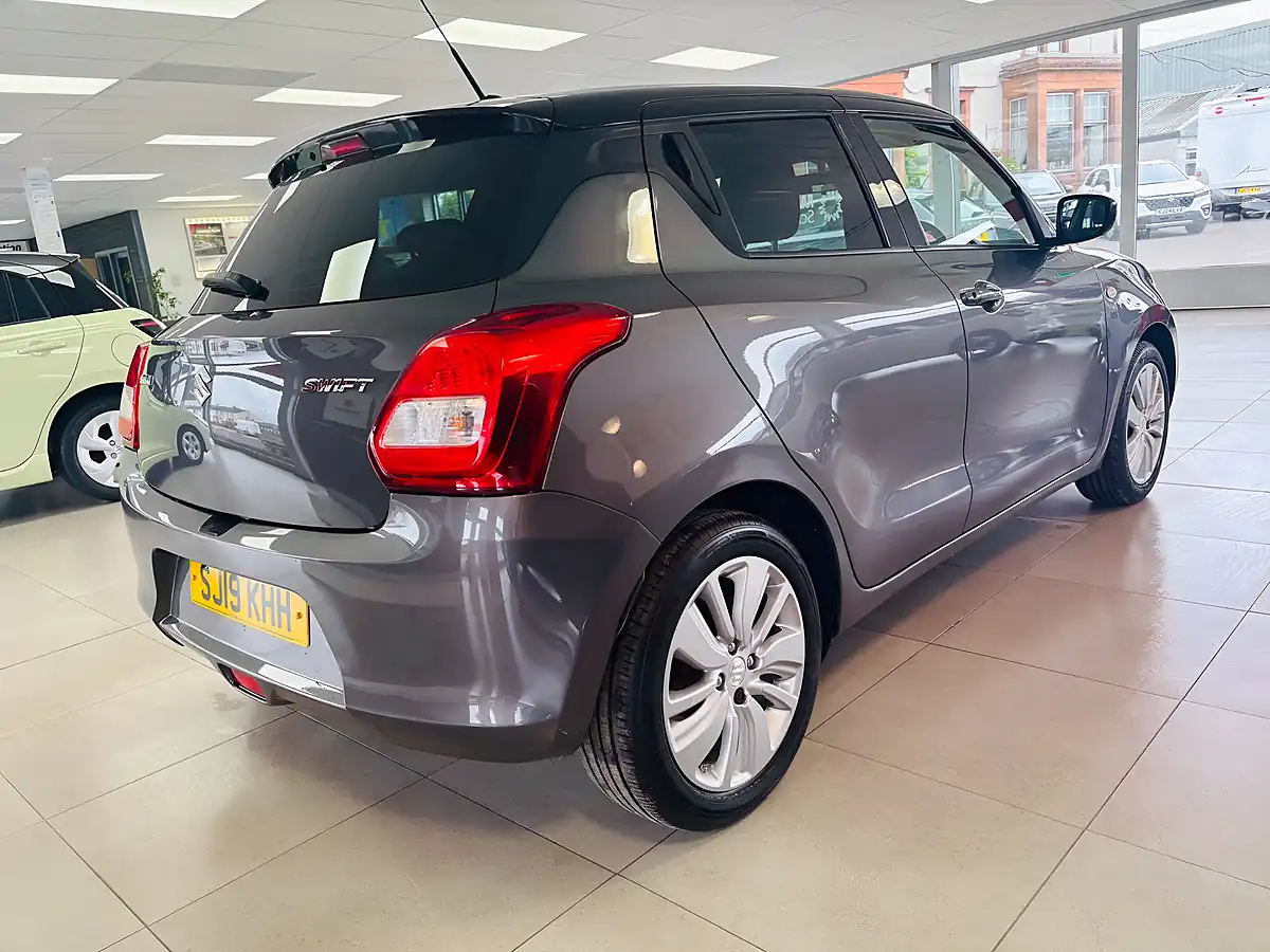 Used 2019 Suzuki Swift Sz-T Grey - Interior and Exterior details 5