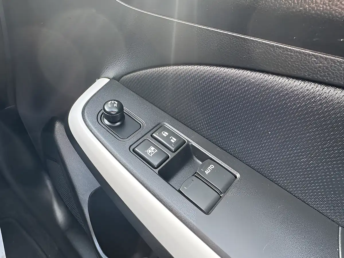 Used 2019 Suzuki Swift Sz-T Grey - Interior and Exterior details 20