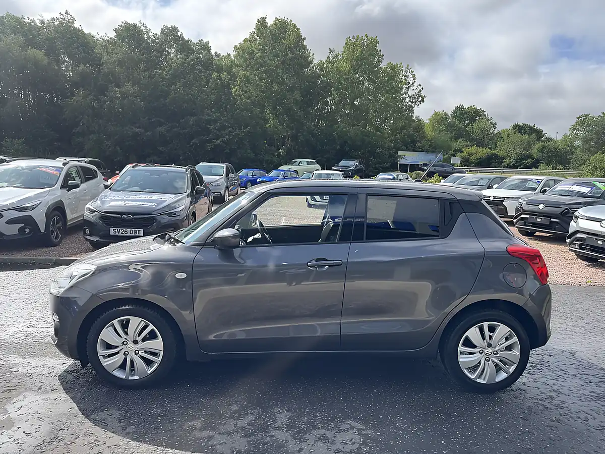 Used 2019 Suzuki Swift Sz-T Grey - Interior and Exterior details 5