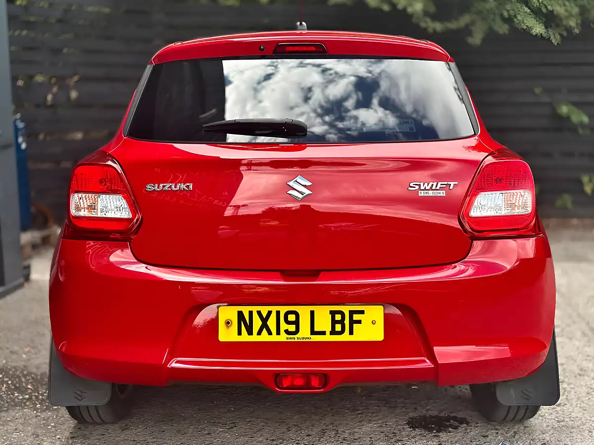 Used 2019 Suzuki Swift Sz-T Red - Interior and Exterior details 3