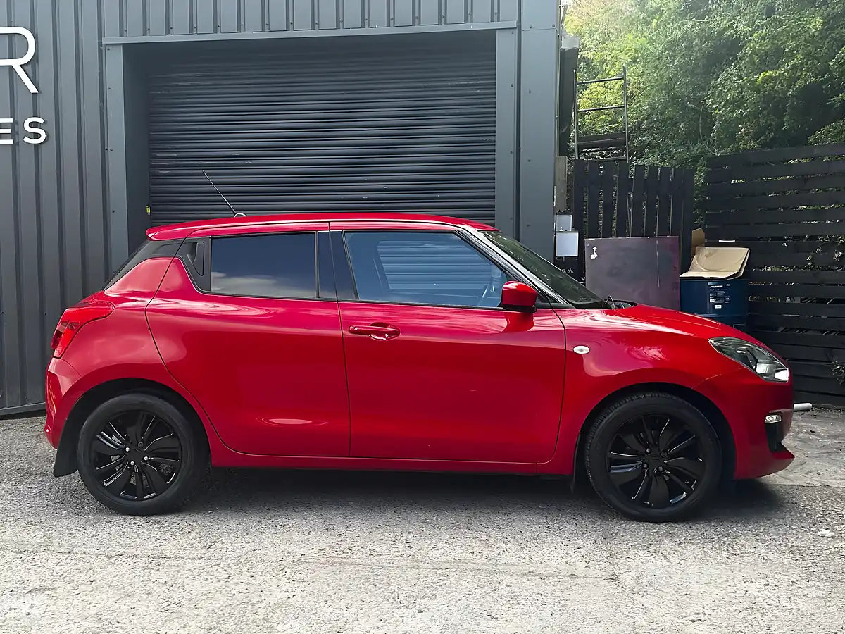 Used 2019 Suzuki Swift Sz-T Red - Interior and Exterior details 4