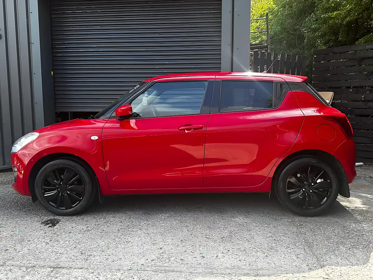 Used 2019 Suzuki Swift Sz-T Red - Interior and Exterior details 5