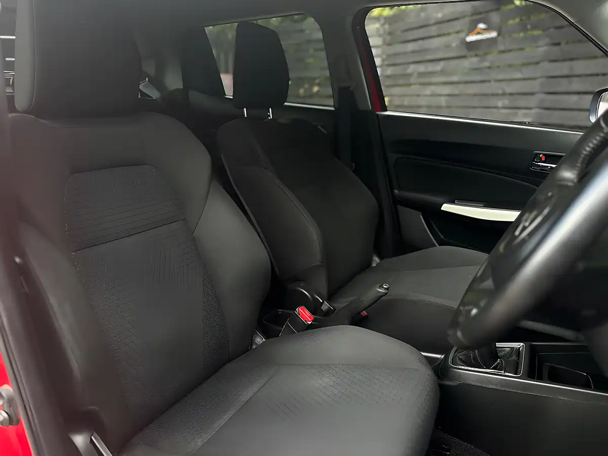 Used 2019 Suzuki Swift Sz-T Red - Interior and Exterior details 7