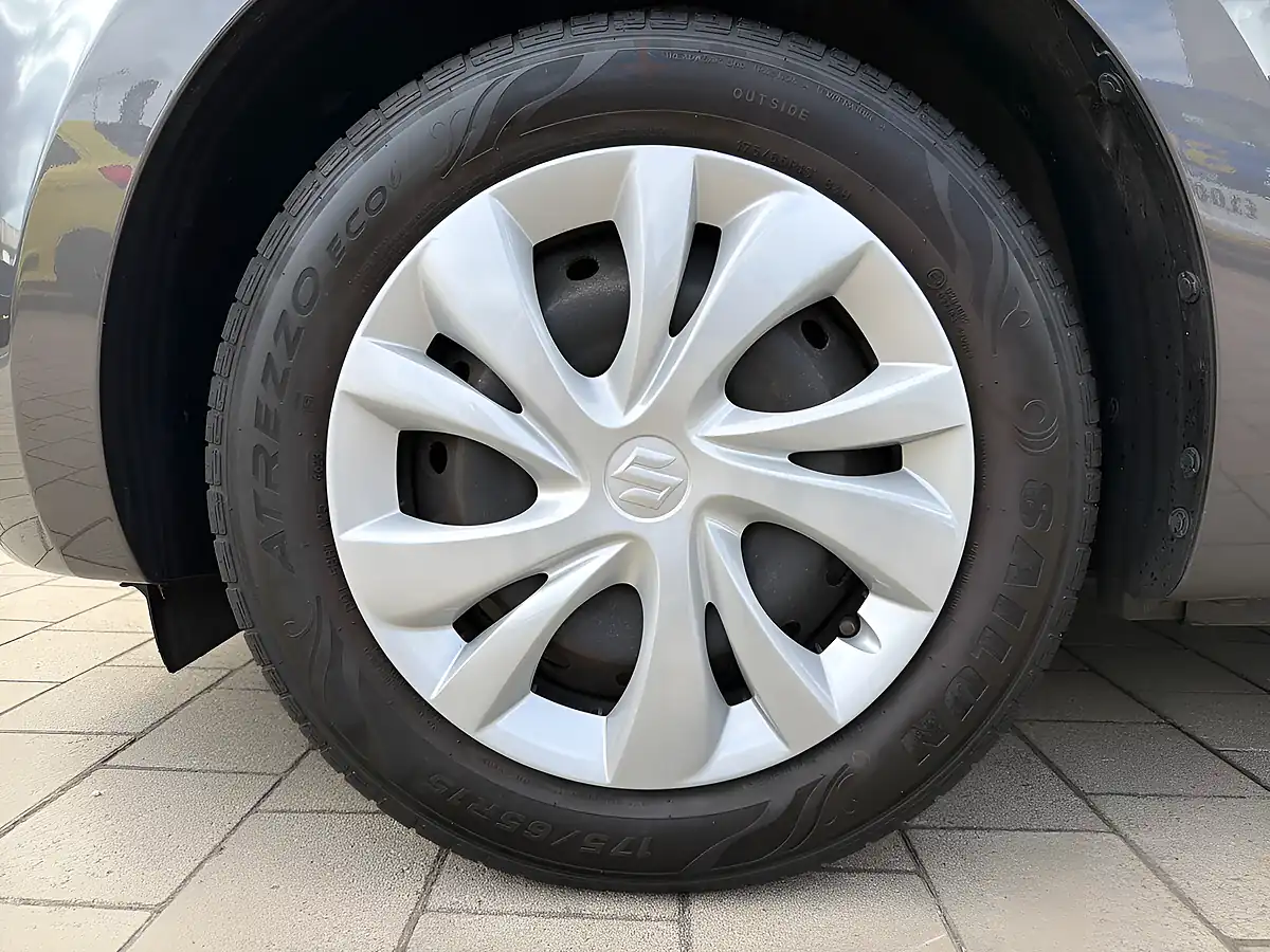Used 2019 Suzuki Swift SZ3 Grey - Interior and Exterior details 7