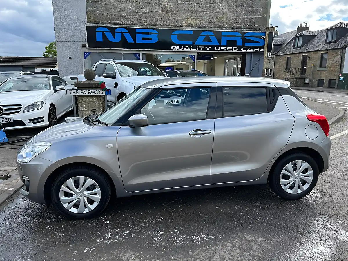 Used 2019 Suzuki Swift SZ3 Silver - Front View