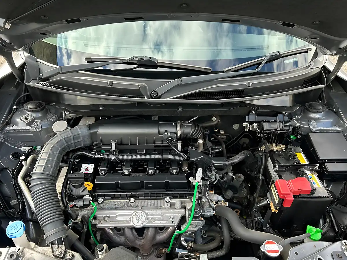 Used 2019 Suzuki Swift SZ3 Silver - Interior and Exterior details 17