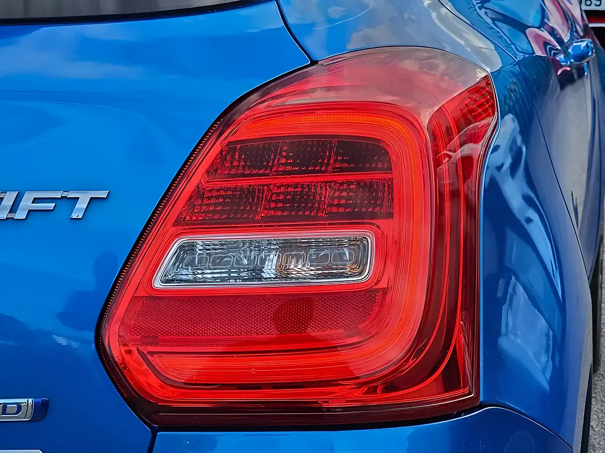 Used 2019 Suzuki Swift SZ5 Blue - Interior and Exterior details 13