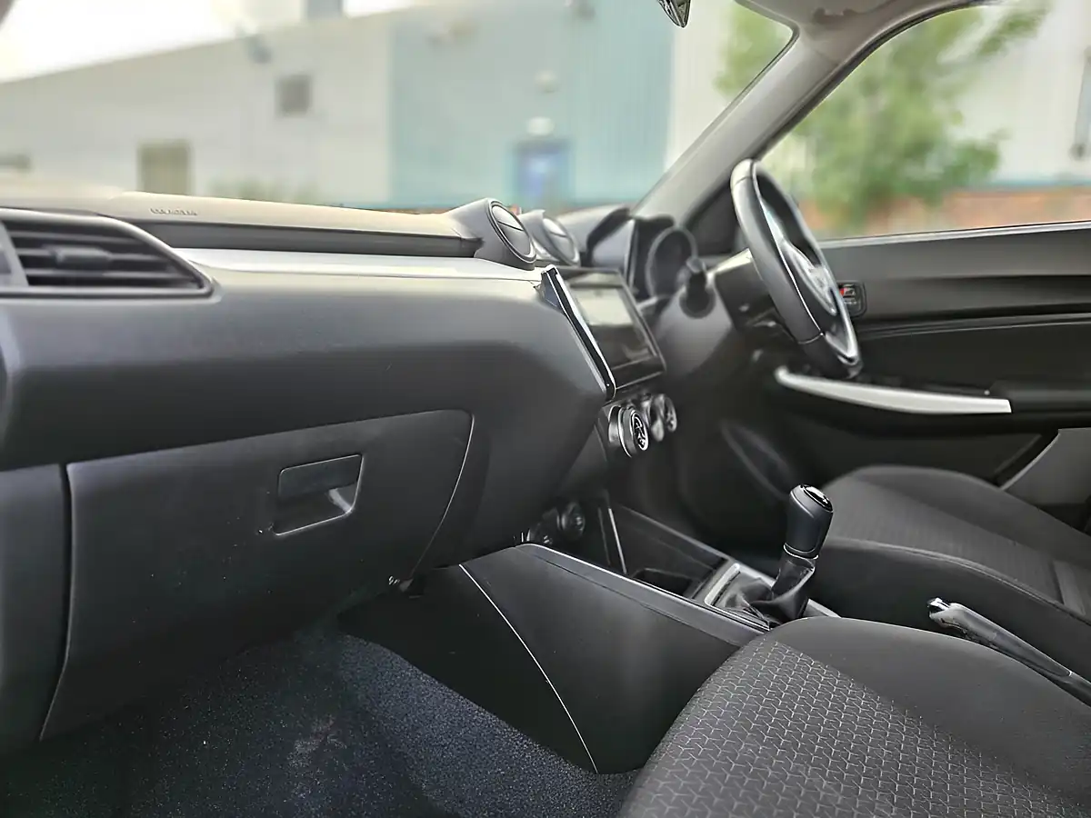 Used 2019 Suzuki Swift SZ5 Blue - Interior and Exterior details 14