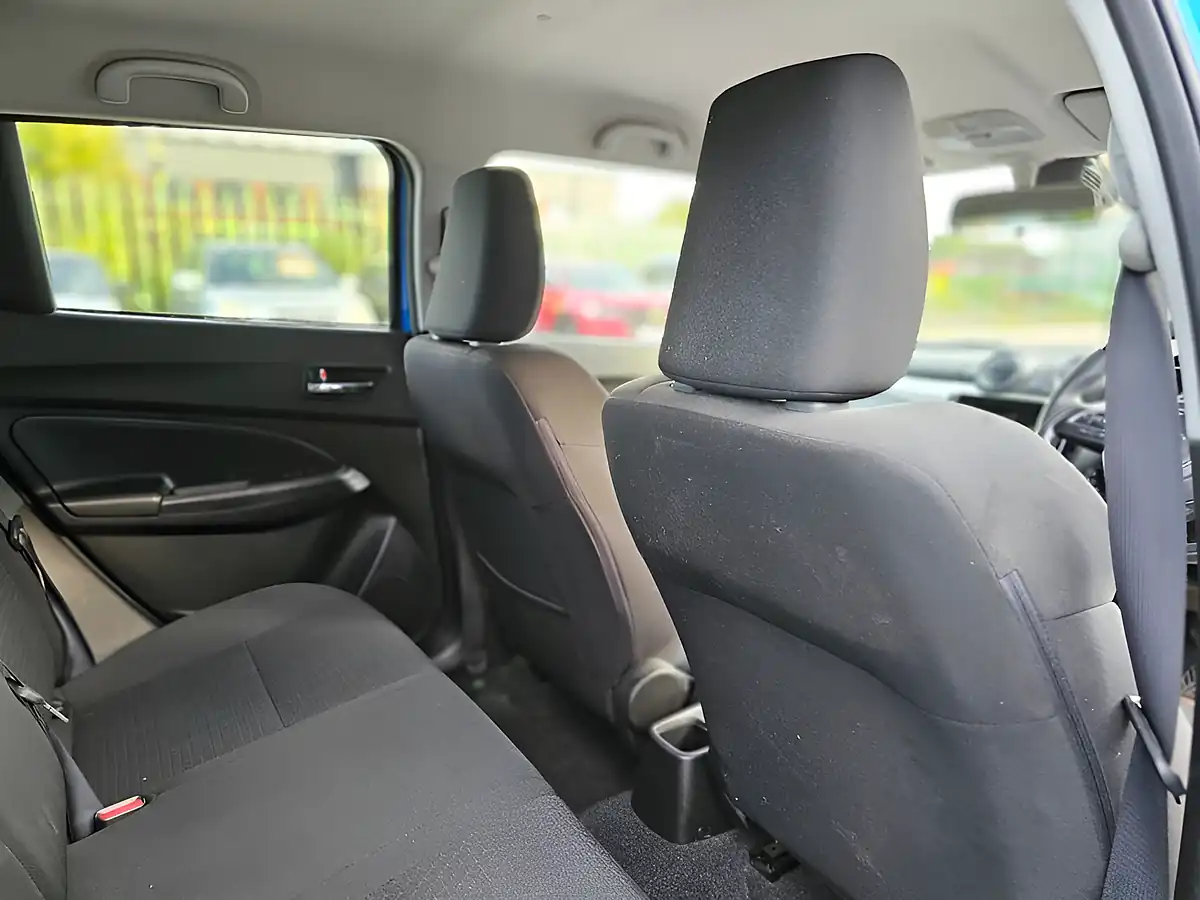 Used 2019 Suzuki Swift SZ5 Blue - Interior and Exterior details 16
