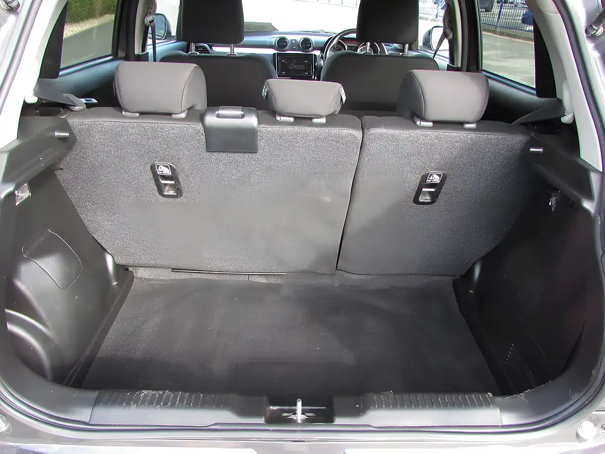 Used 2019 Suzuki Swift SZ5 Grey - Interior and Exterior details 11