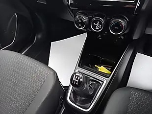 Used 2019 Suzuki Swift SZ5 White - Interior and Exterior details 17