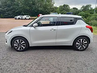 Used 2019 Suzuki Swift SZ5 White - Interior and Exterior details 4
