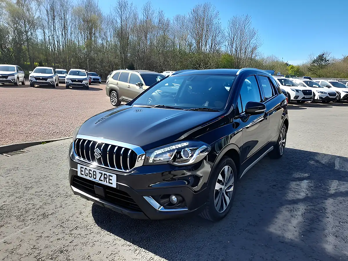 Used 2019 Suzuki SX4 S-Cross Sz-T Black - Interior and Exterior details 3