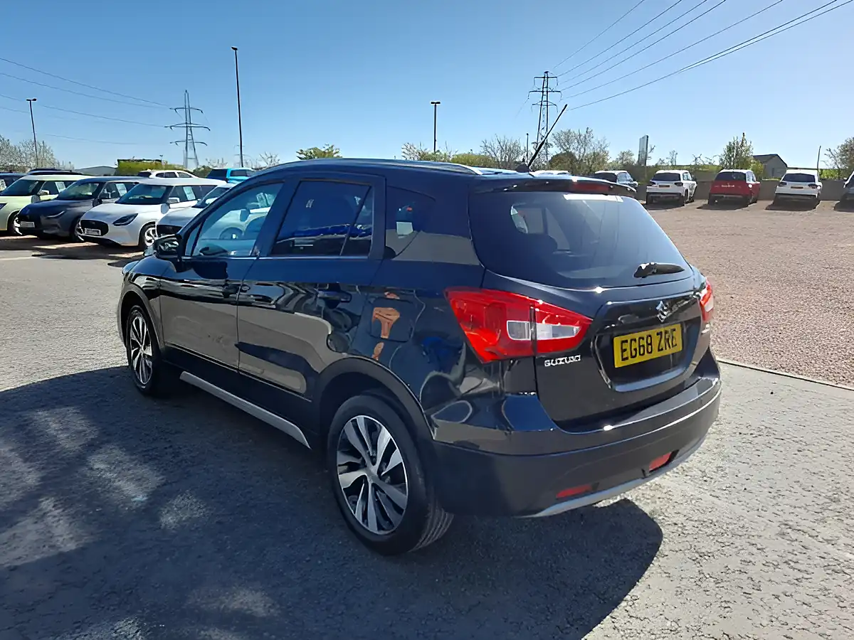 Used 2019 Suzuki SX4 S-Cross Sz-T Black - Interior and Exterior details 5
