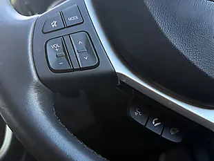 Used 2019 Suzuki SX4 S-Cross Sz-T Red - Interior and Exterior details 15